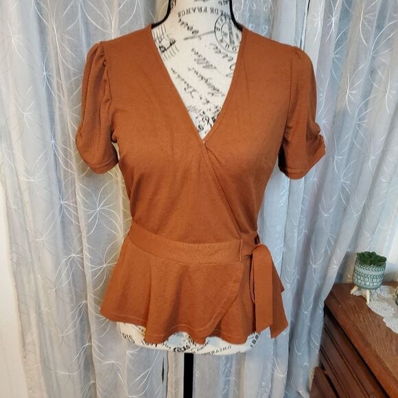 The Workshop Tops - The Workshop rust tie front blouse sz sm